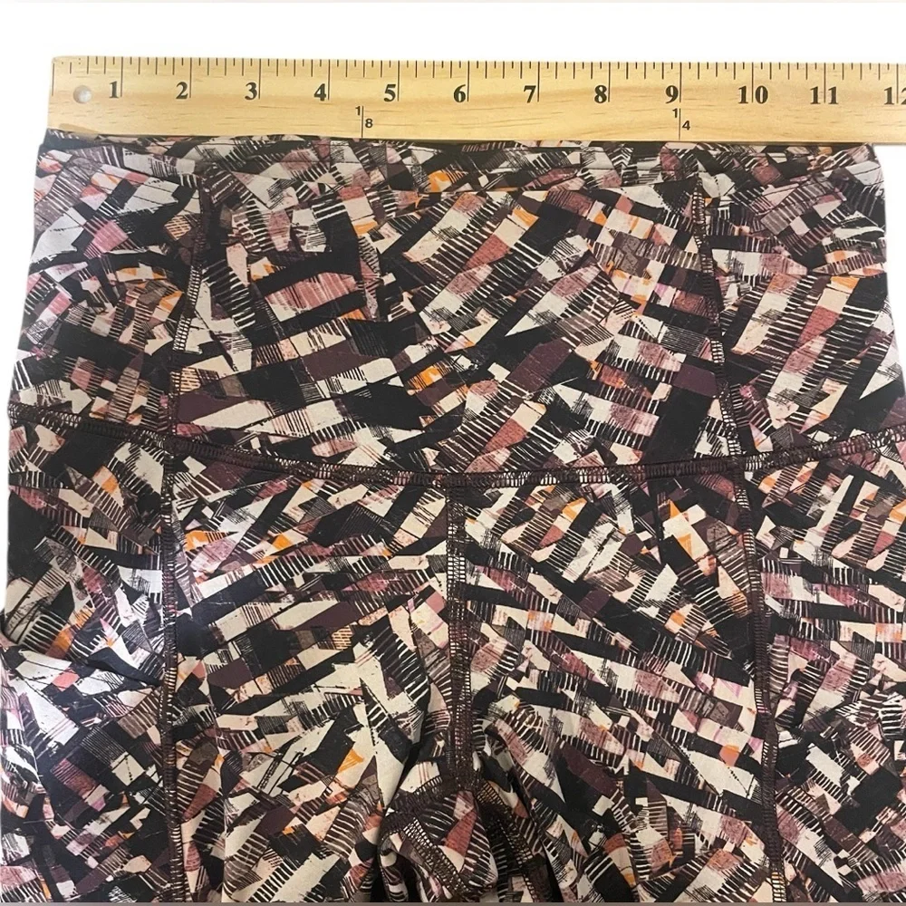 Lululemon Wunder Under Crop Leggings Size 4 Abstract Print Mid Rise
